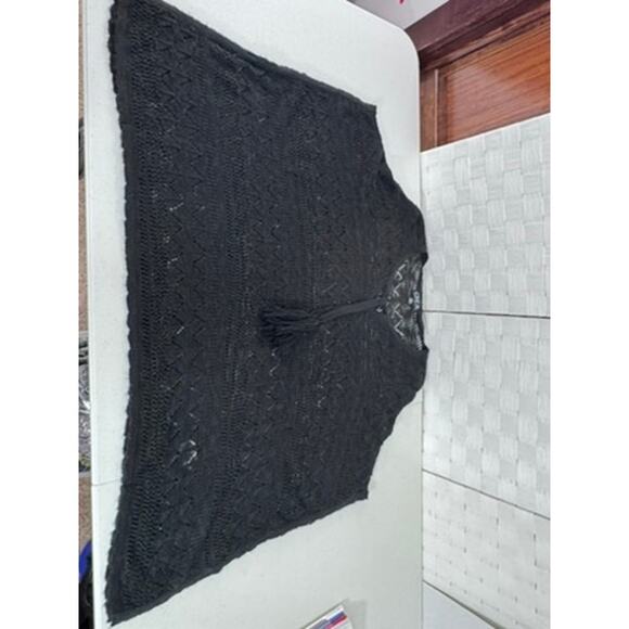 "ONE A" Black Crochet Bathing Suit Cover Up, Size XL, Keyhole front W/Tassel Tie - Picture 4 of 9